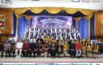 Warnita Heriyus menghadiri pentas seni dan pelepasan siswa kelas IX SMP President Angkatan XI di Murung Raya bersama guru, siswa, dan orang tua.