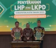 Bupati Gunung Mas Hadiri Penyerahan LHP LKPD TA 2025, Gumas Kembali Raih Opini WTP