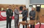 Bupati Gunung Mas Hadiri Paripurna DPRD, Dua Raperda Disetujui Bersama