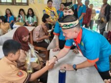 Momentum Hari Anak Nasional ke-42, Bupati Gumas Kunjungi SKH Negeri Kuala Kurun