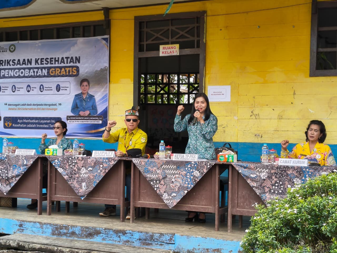 TP PKK Gunung Mas Gelar Pemeriksaan Kesehatan Gratis dan Pasar Murah Di Tumbang Tambirah